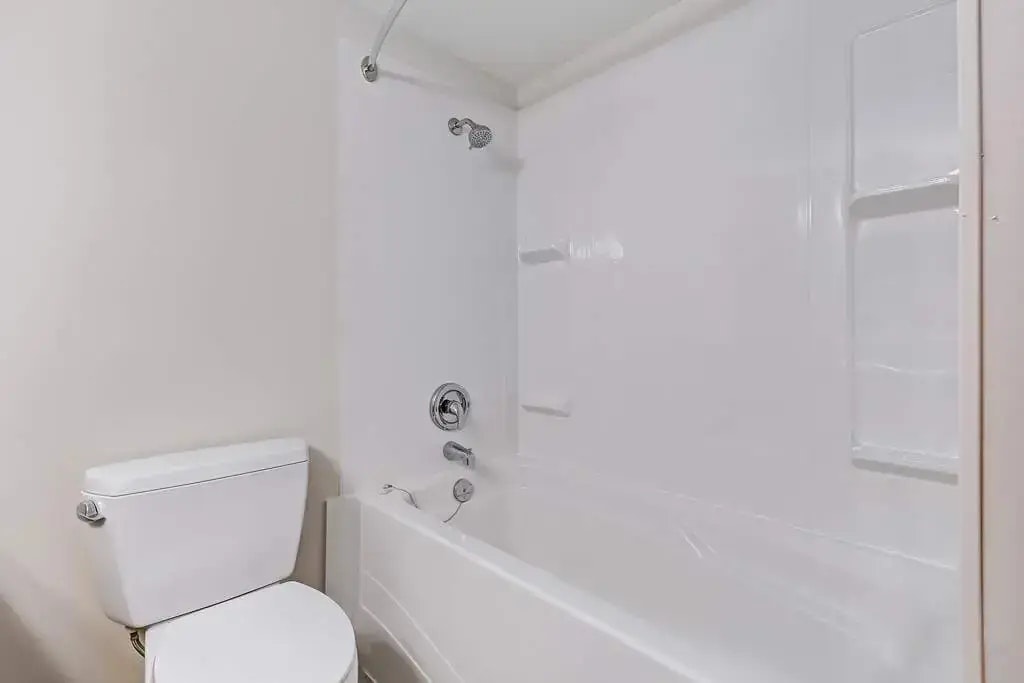 08-2630 6 Avenue N, Regina, SK, S4R 0P2 - 6