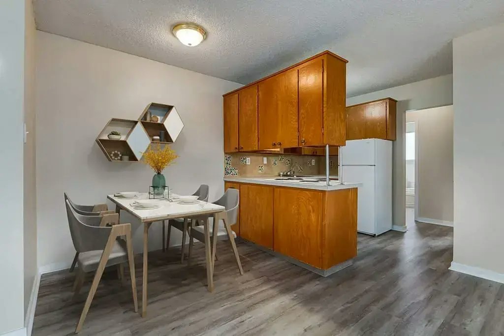 08-2410 15th Avenue, Regina, SK, S4P 1A4 - 2
