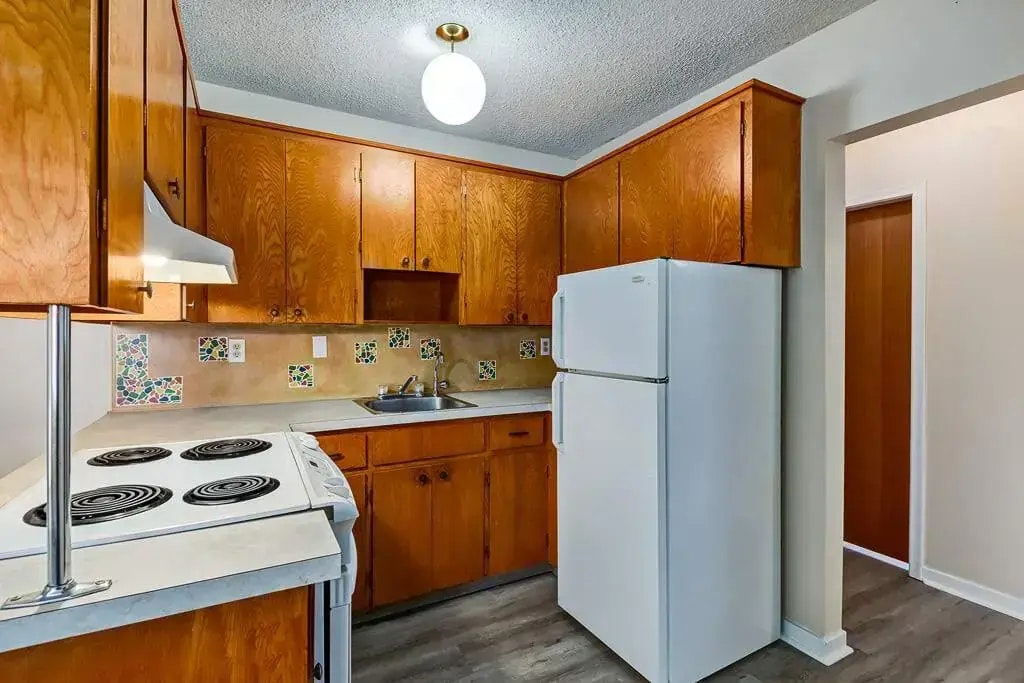 12-2410 15th Avenue, Regina, SK, S4P 1A4 - 5