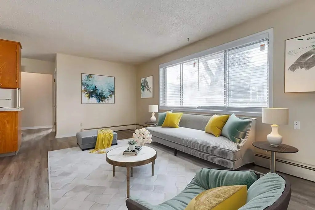 12-2410 15th Avenue, Regina, SK, S4P 1A4