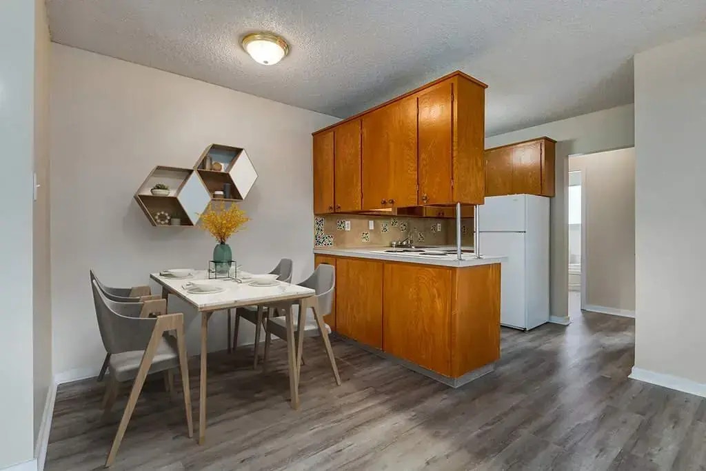 12-2410 15th Avenue, Regina, SK, S4P 1A4 - 2