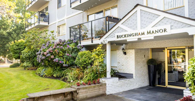 967 Collinson Street, Victoria, BC, V8V 3B7