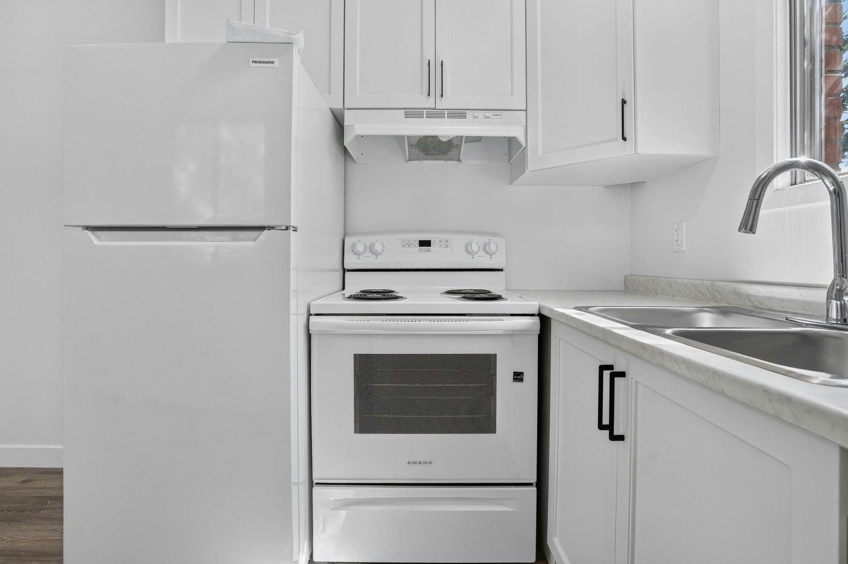 02-2175 Rae Street, Regina, SK, S4T 2E8 - 9