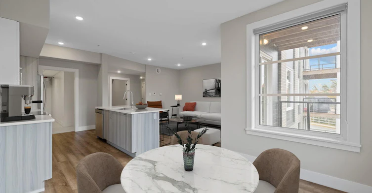 24 Farringdon Way, Bedford, NS, B4B 1K8 - 2