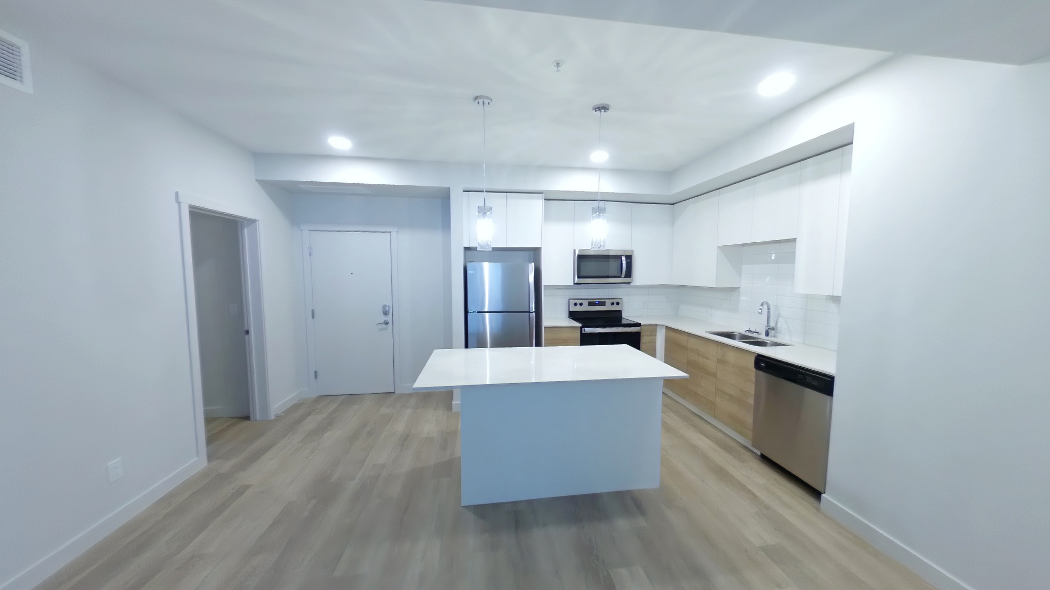 Variety-3650 South Main Street, Penticton, BC, V2A 5J8 - 4