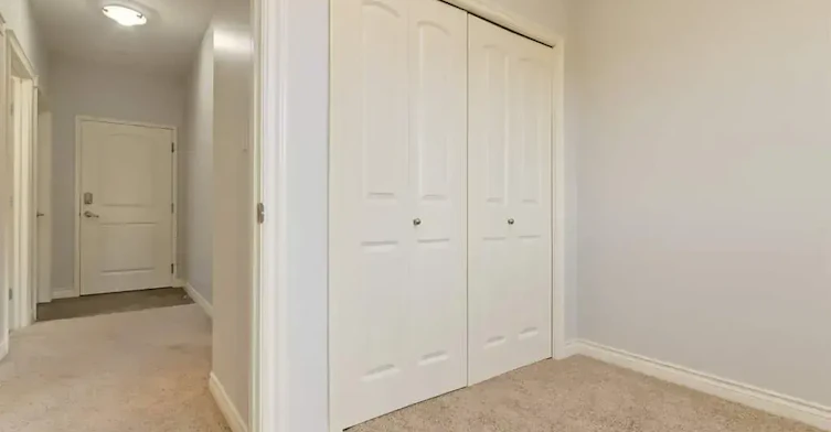 303-5115 52 Avenue, Wetaskiwin, AB, T9A 0X2 - 8