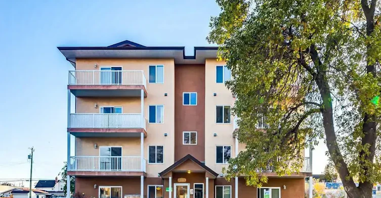 303-5115 52 Avenue, Wetaskiwin, AB, T9A 0X2 - 11