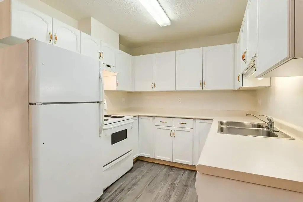 204-5116 53 Avenue, Wetaskiwin, AB, T9A 0Y8 - 5