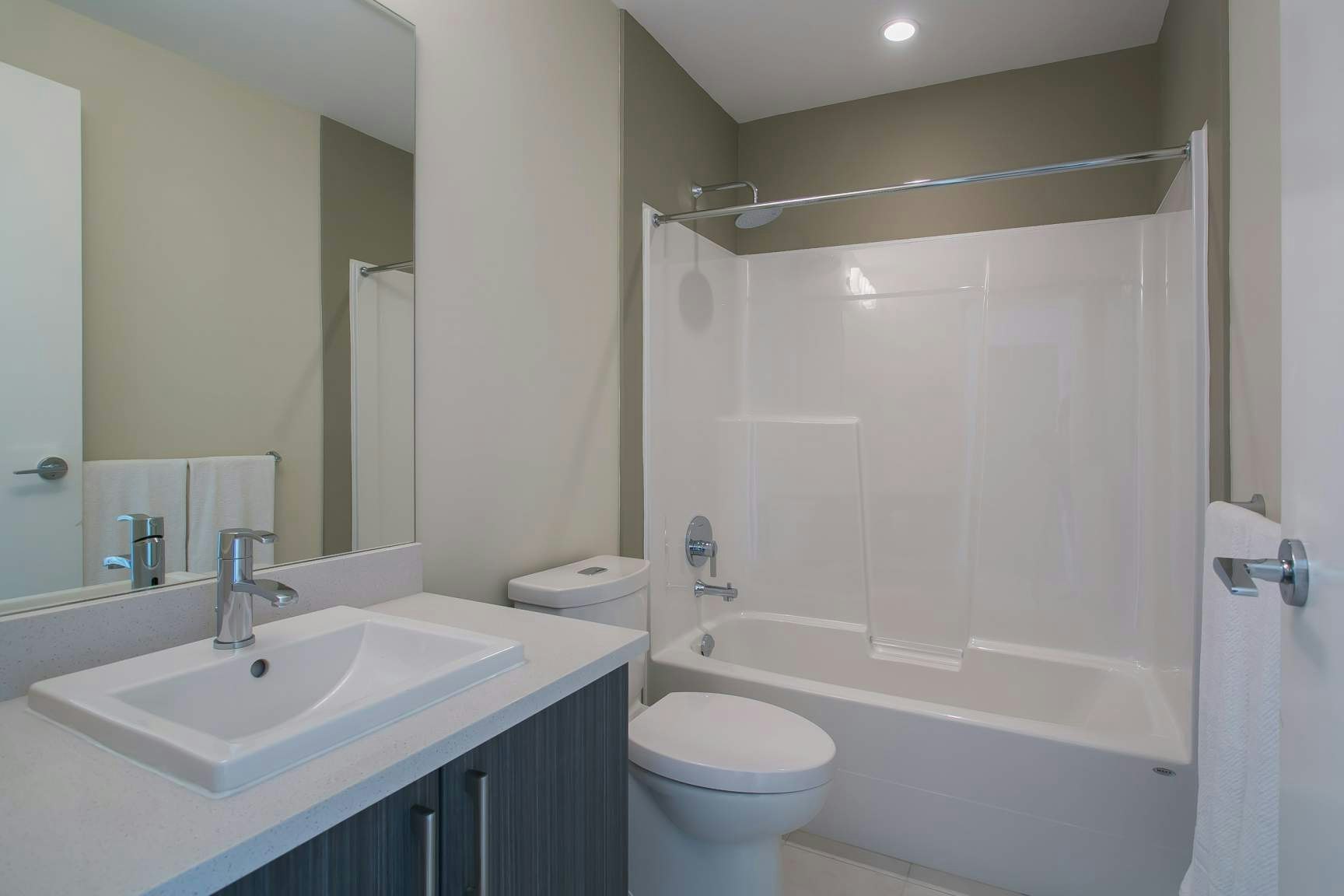 611-14000 Riverport Way, Richmond, BC, V6W 1B1 - 8