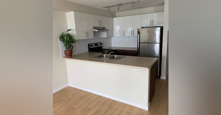 312-14088 Riverport Way, Richmond, BC, V6W 1B1 - 2