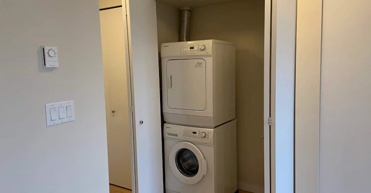 STUDIO-14088 Riverport Way, Richmond, BC, V6W 1B1 - 2