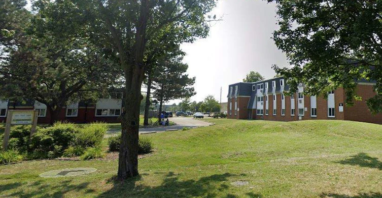 2609 Meadowbrook Lane, Windsor, ON, N8T 2X9 - 11