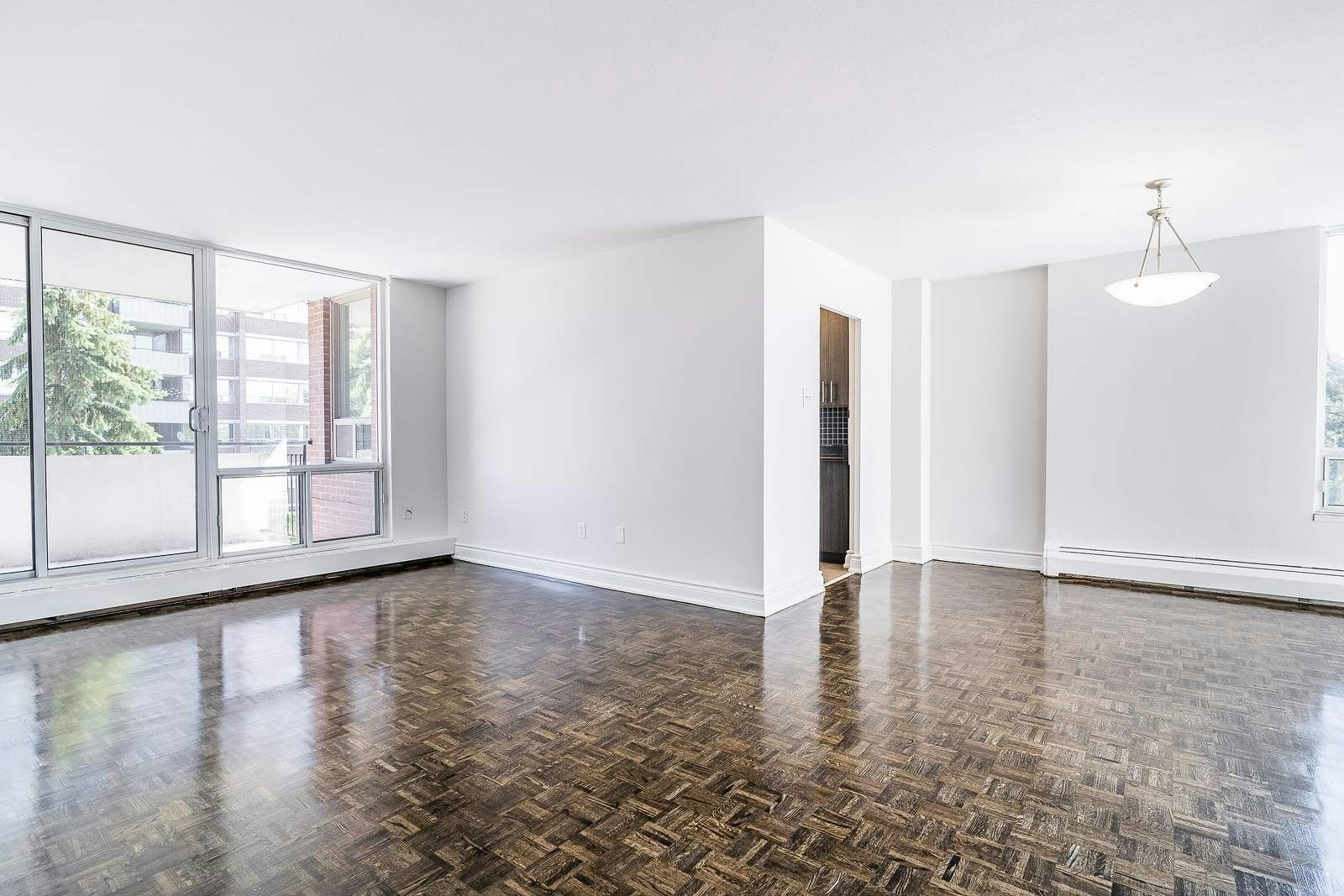 1403-477 Elizabeth Street, Burlington, ON, L7R 2M3 - 16