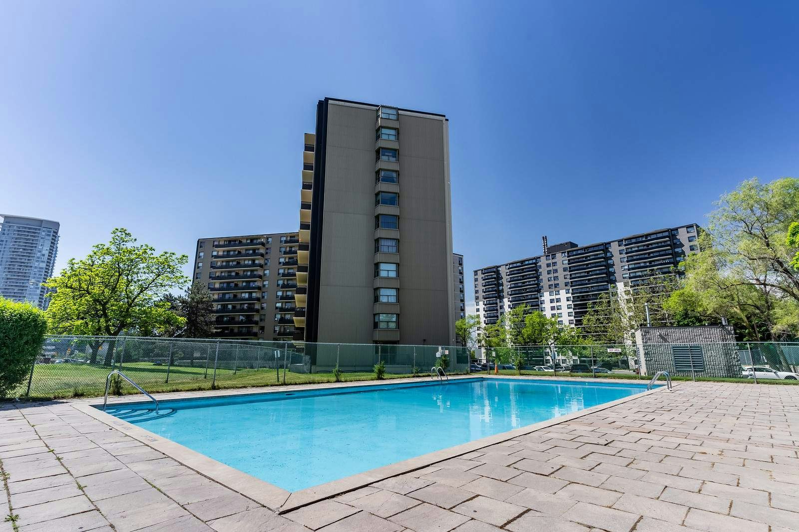 709-34 Leith Hill Road, Toronto, ON, M2J 1Z4 - 5