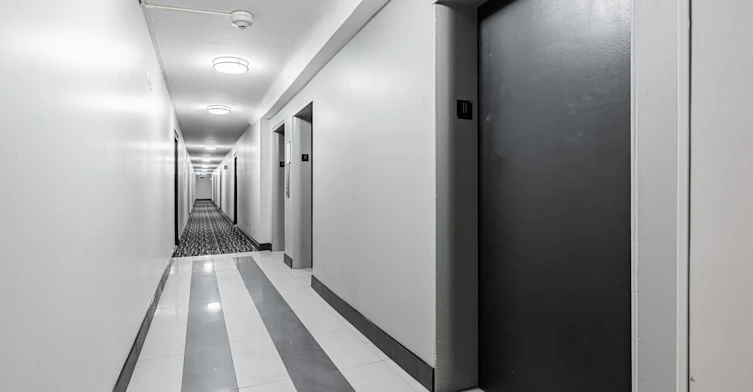 1703-35 Esterbrooke Avenue, Toronto, ON, M2J 2C6 - 8