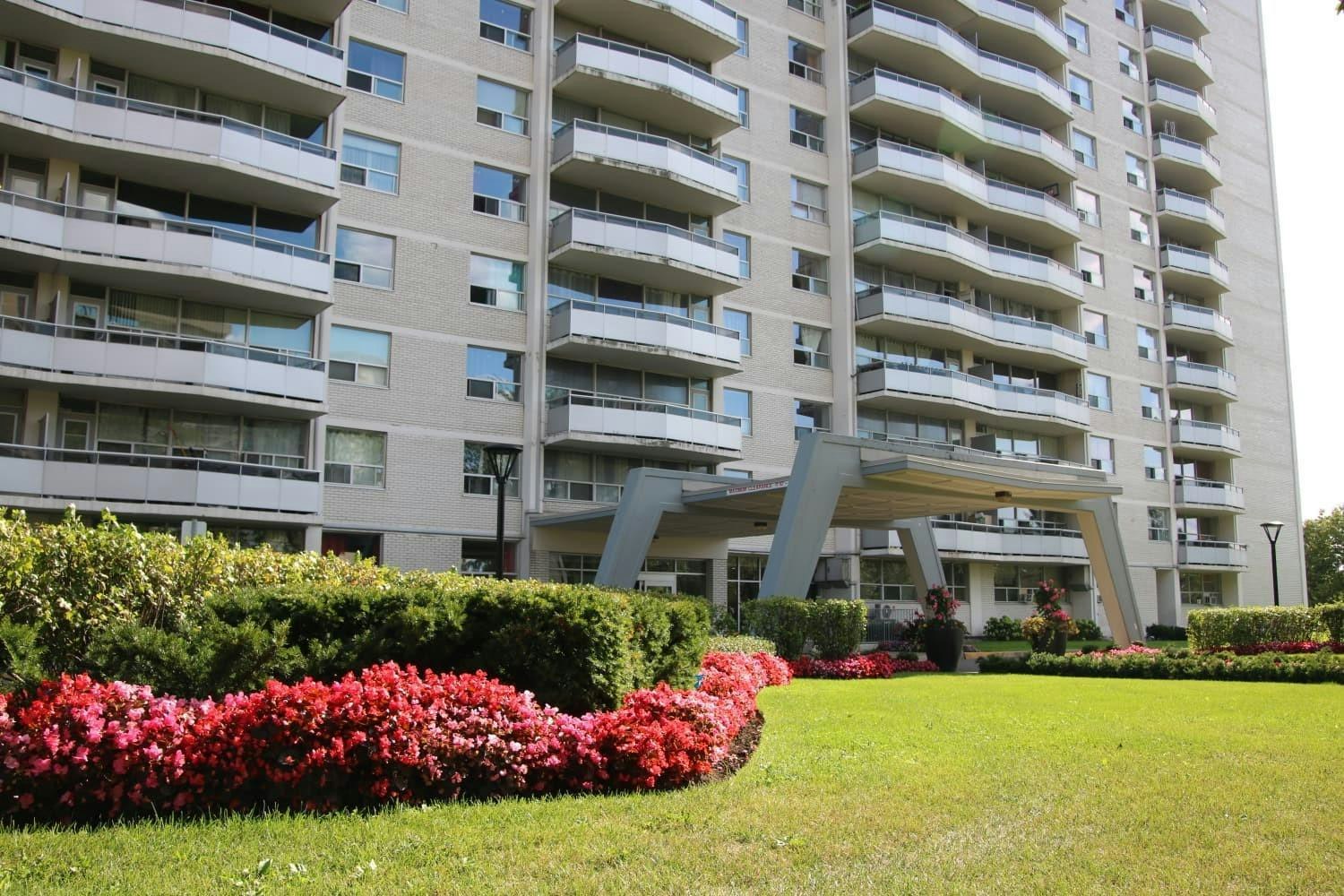 1703-35 Esterbrooke Avenue, Toronto, ON, M2J 2C6 - 2