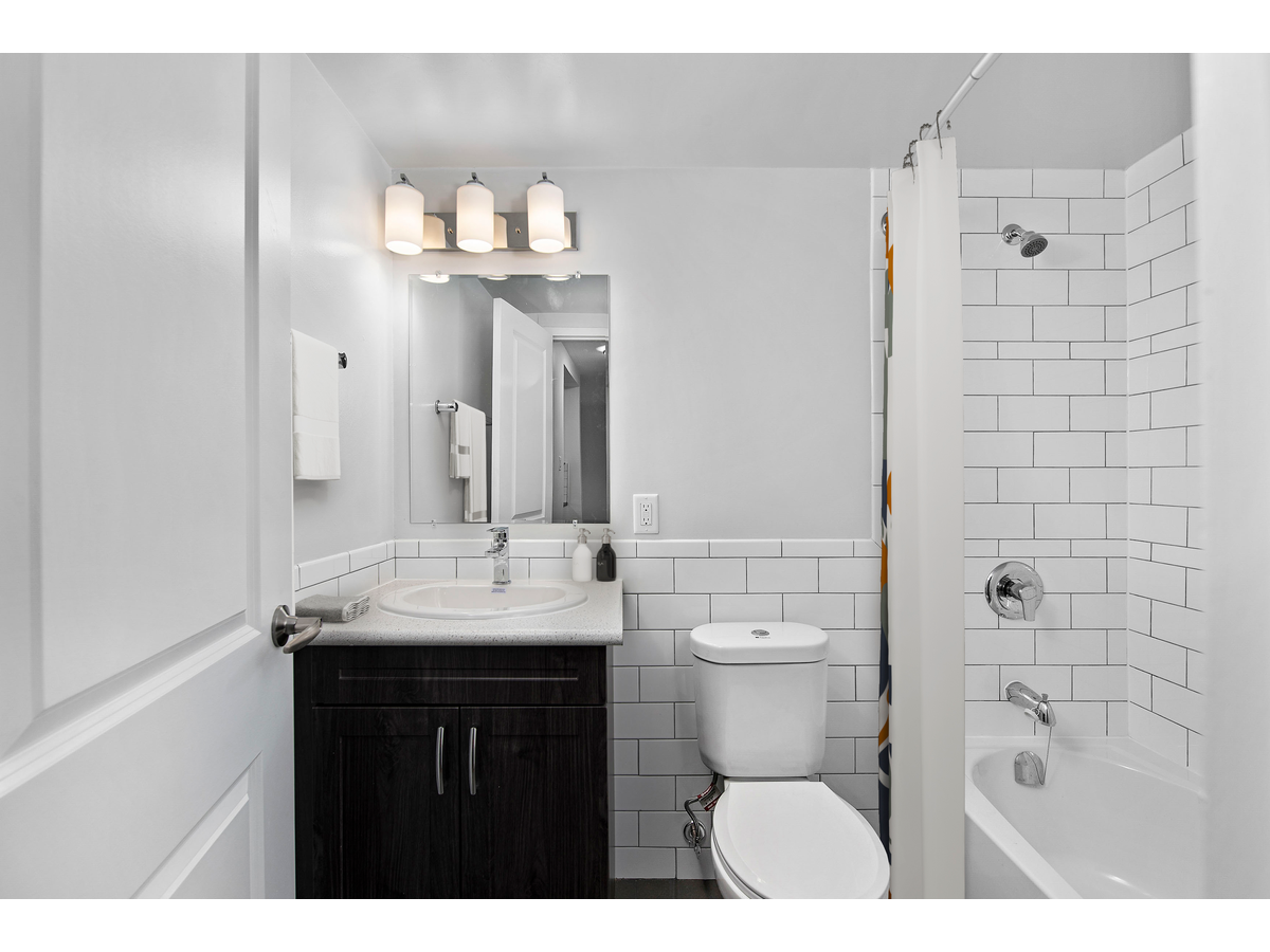 0207-1065 Eglinton Avenue, Toronto, ON, M6C 2E1 - 5