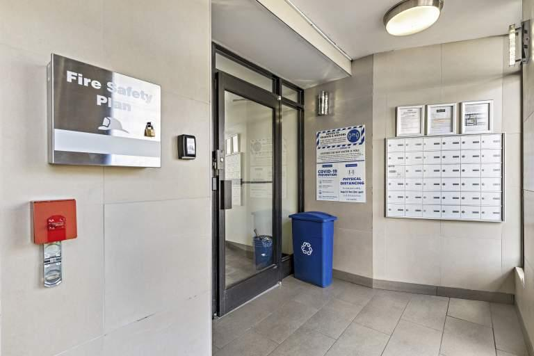 0207-1065 Eglinton Avenue, Toronto, ON, M6C 2E1 - 11