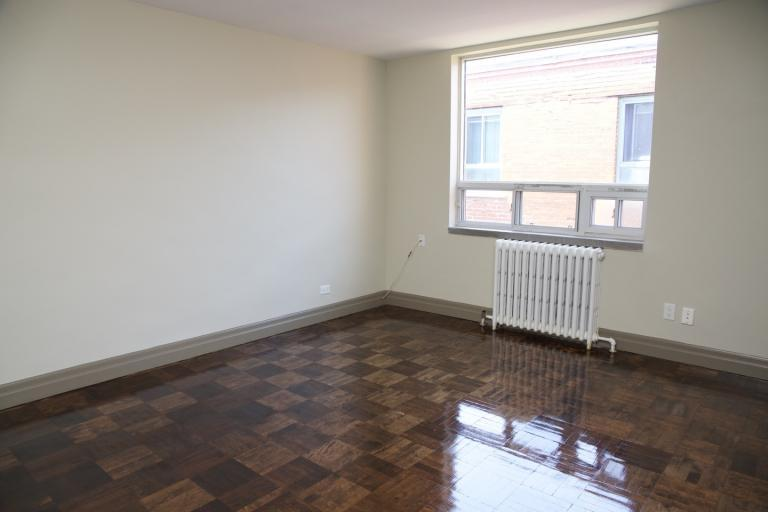 0207-1065 Eglinton Avenue, Toronto, ON, M6C 2E1 - 8