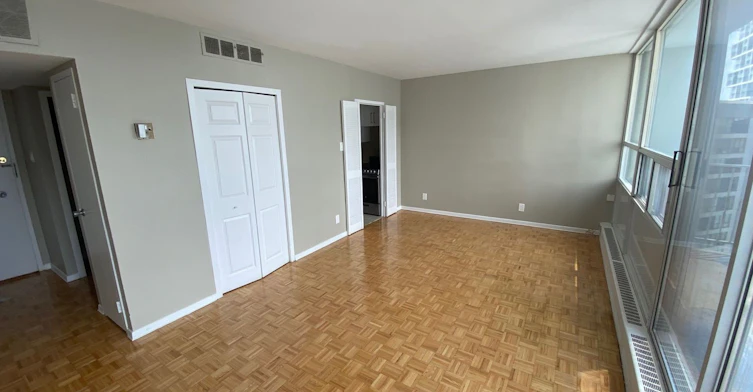 60 Holly Street, Toronto, ON, M4S 2G7 - 5