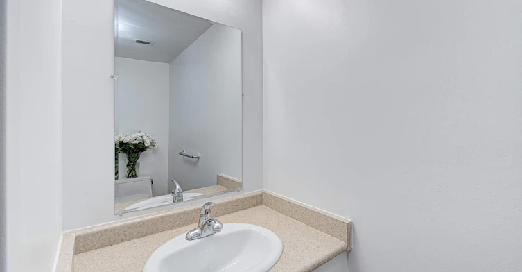 60 Holly Street, Toronto, ON, M4S 2G7 - 7