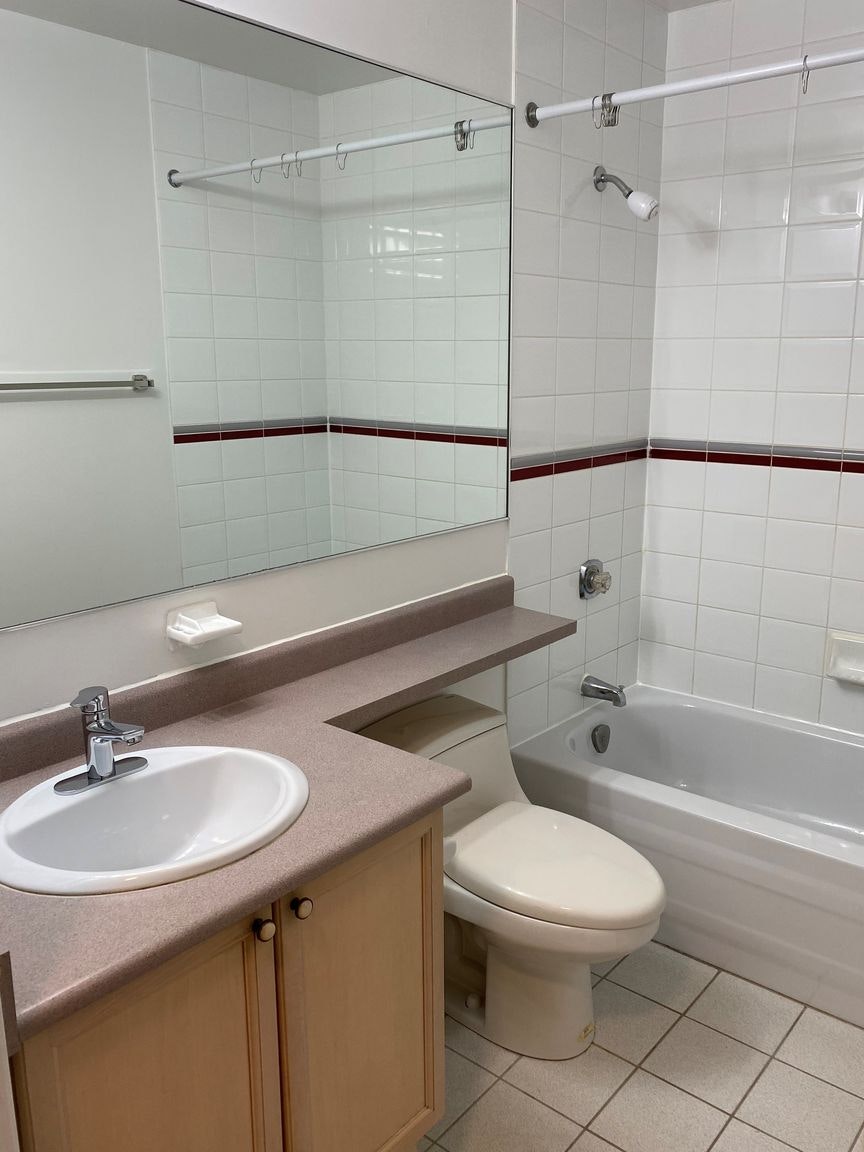 60 Holly Street, Toronto, ON, M4S 2G7 - 3