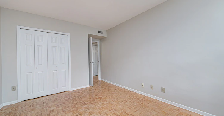 60 Holly Street, Toronto, ON, M4S 2G7 - 9