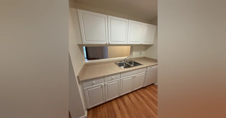 2520 50 Street NW, Edmonton, AB, T6L 7A8 - 7