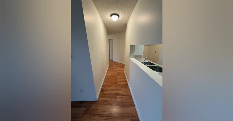 2520 50 Street NW, Edmonton, AB, T6L 7A8 - 11