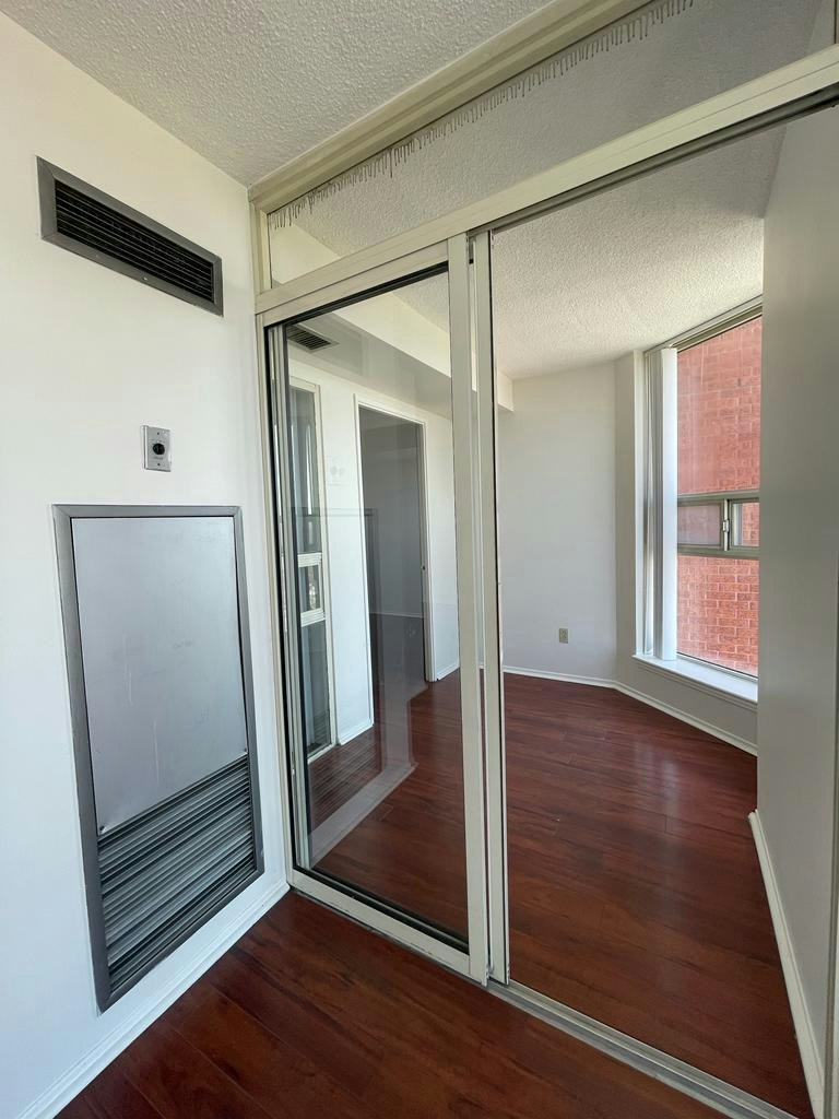 1412-2460 Eglinton Avenue East, Toronto, ON, M1K 5J7 - 11