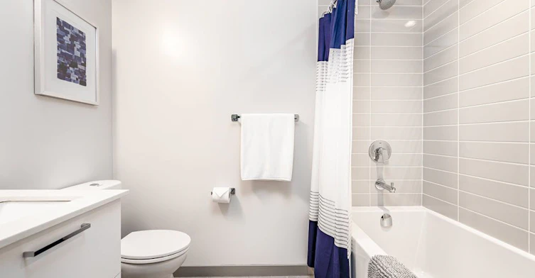 614-154 East 18th Street, North Vancouver, BC, V7L 0G6 - 10