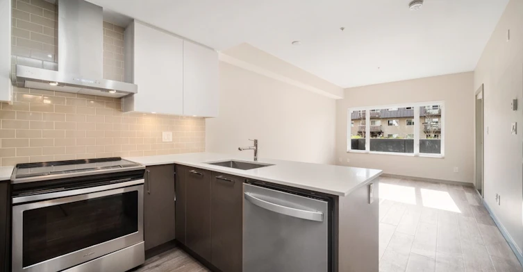 614-154 East 18th Street, North Vancouver, BC, V7L 0G6 - 12