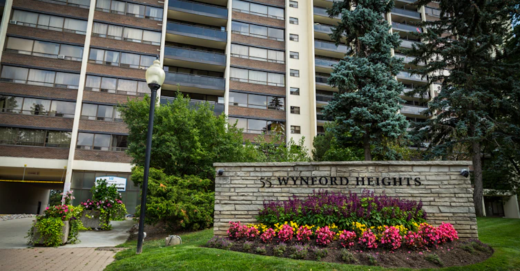 810-55 Wynford Heights Crescent, Toronto, ON, M3C 1L4