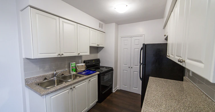1211-1407 Royal York Road, Toronto, ON, M9P 3A6 - 11