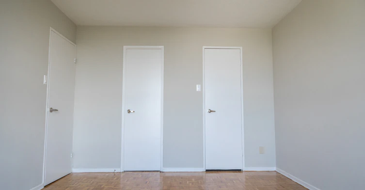 108-41 Antrim Crescent, Toronto, ON, M1P 4T1 - 4