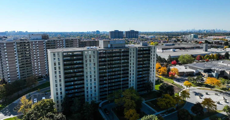 203-41 Antrim Crescent, Toronto, ON, M1P 4T1