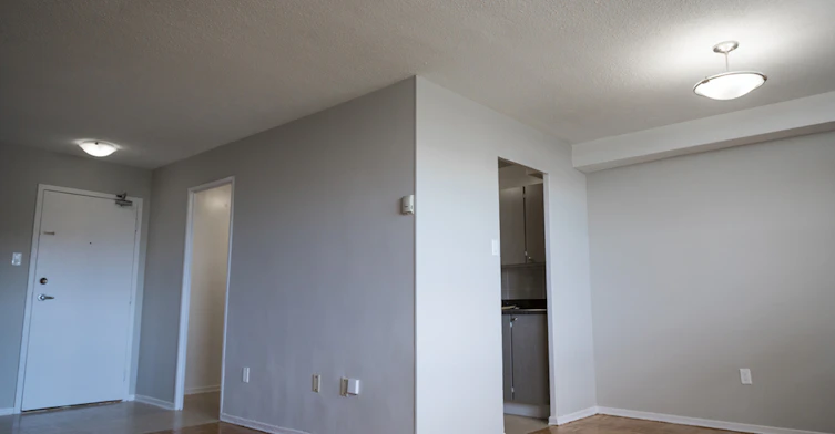 702-20 Antrim Crescent, Toronto, ON, M1P 4N3 - 6