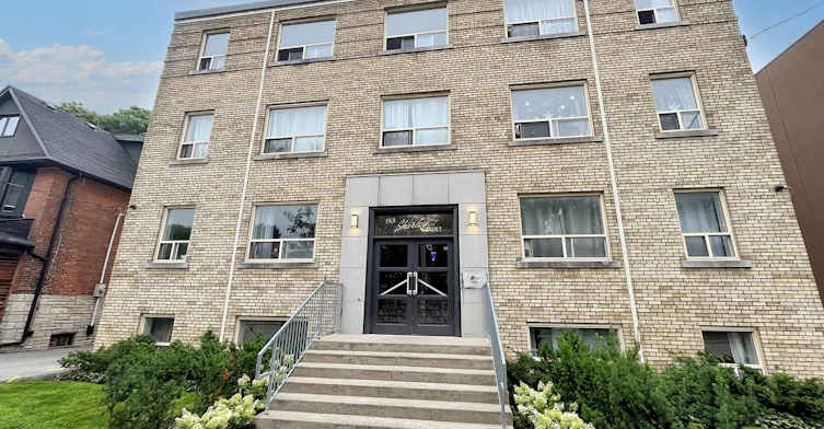101-153 Ranleigh Avenue, Toronto, ON, M4N 1X2