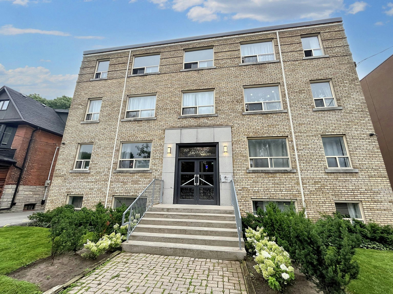 G8-153 Ranleigh Avenue, Toronto, ON, M4N 1X2 - 2