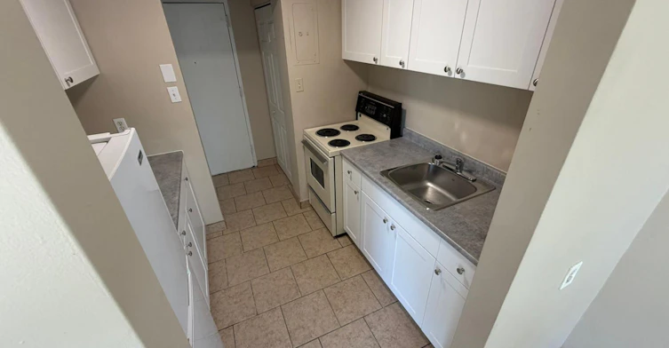 830 Wellington Street, Sarnia, ON, N7T 1J5 - 9