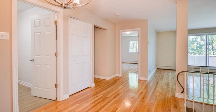 1270 Herron Chemin, Dorval, QC, H9S 1B5 - 3