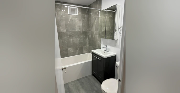 4635 Clanranald Avenue, Montréal, QC, H3X 2R7 - 4