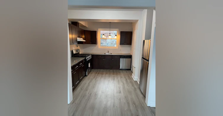 1-4201 Decarie Boulevard, Montréal, QC, H4A 3J8