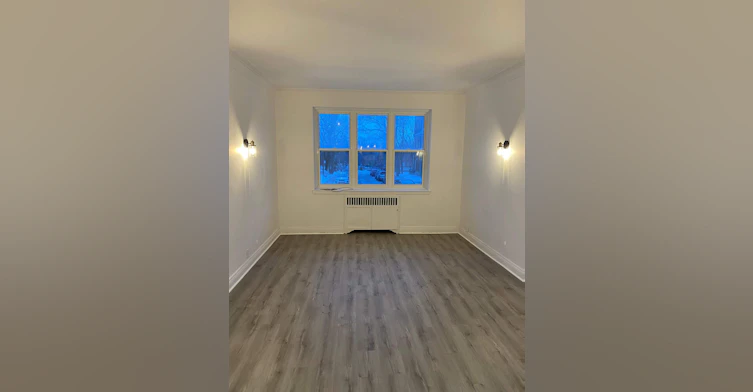 1-4201 Decarie Boulevard, Montréal, QC, H4A 3J8 - 3
