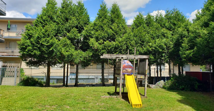 217-6355 Kingsway, Burnaby, BC, V5E 1C9 - 3