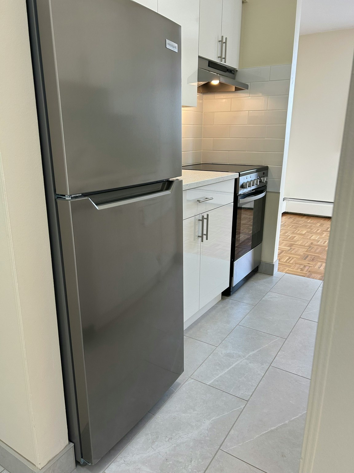 1006-1875 Bellevue Avenue, West Vancouver, BC, V7V 1B3 - 2