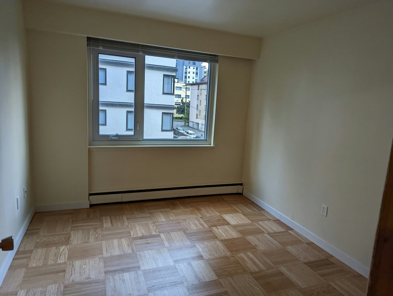 902-1220 Cardero Street, Vancouver, BC, V6G 2H7 - 3