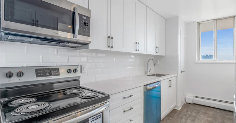 20 Graydon Hall Drive, Toronto, ON, M3A 2Z9 - 3