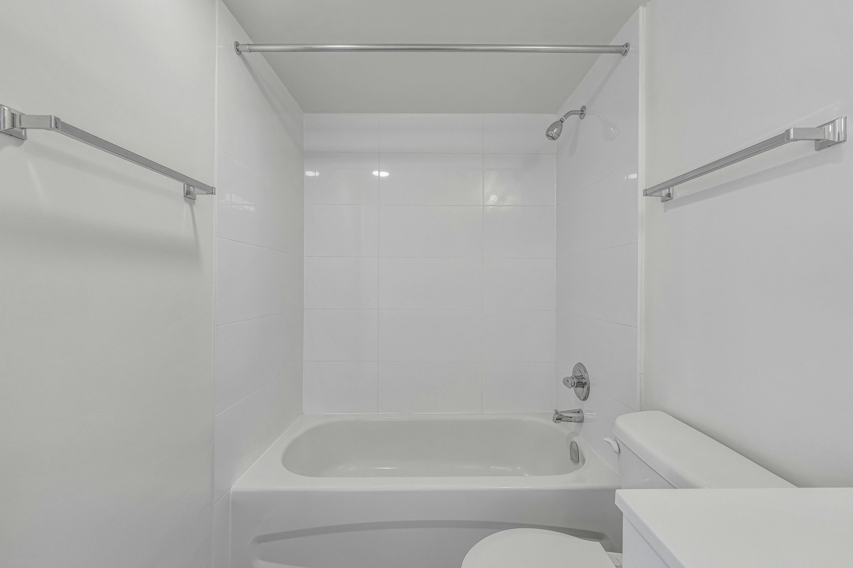 1600 L Beach Avenue, Vancouver, BC, V6G 1Y6 - 7
