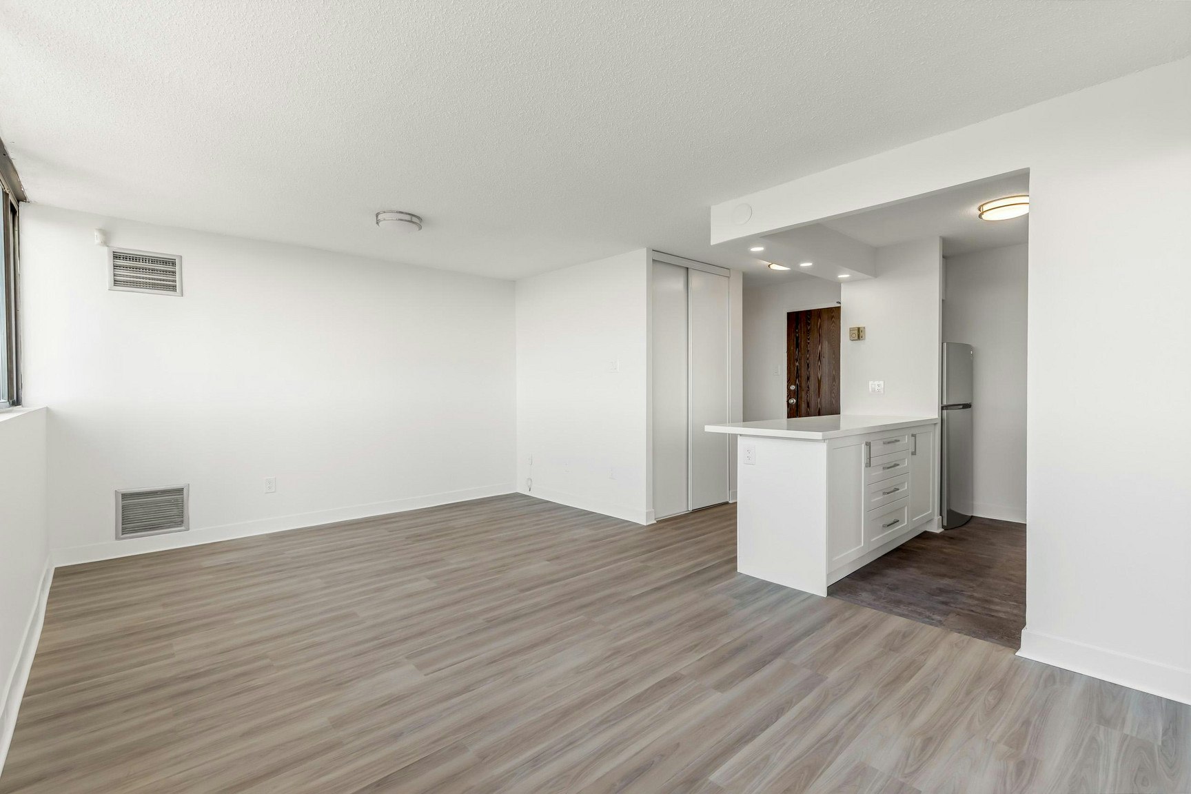 1201 Walden Circle, Mississauga, ON, L5J 4M9 - 8